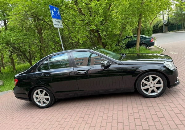 Mercedes-Benz Klasa C cena 33500 przebieg: 227300, rok produkcji 2010 z Warszawa małe 67